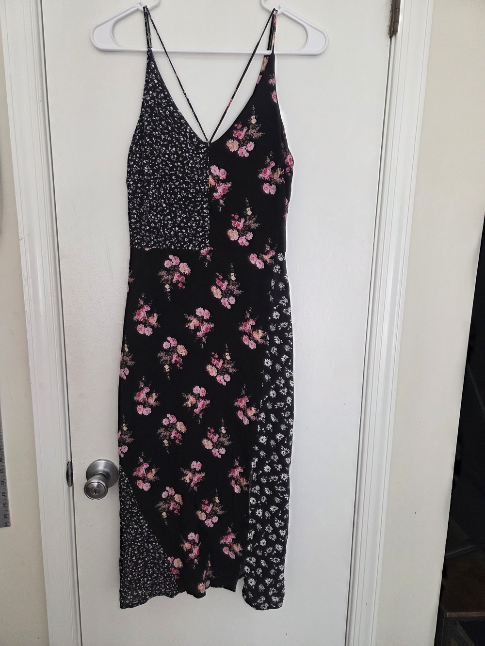 Topshop Mixed Floral Print Midi Dress US 2 Patchwork Strappy Cami V-Neck Black